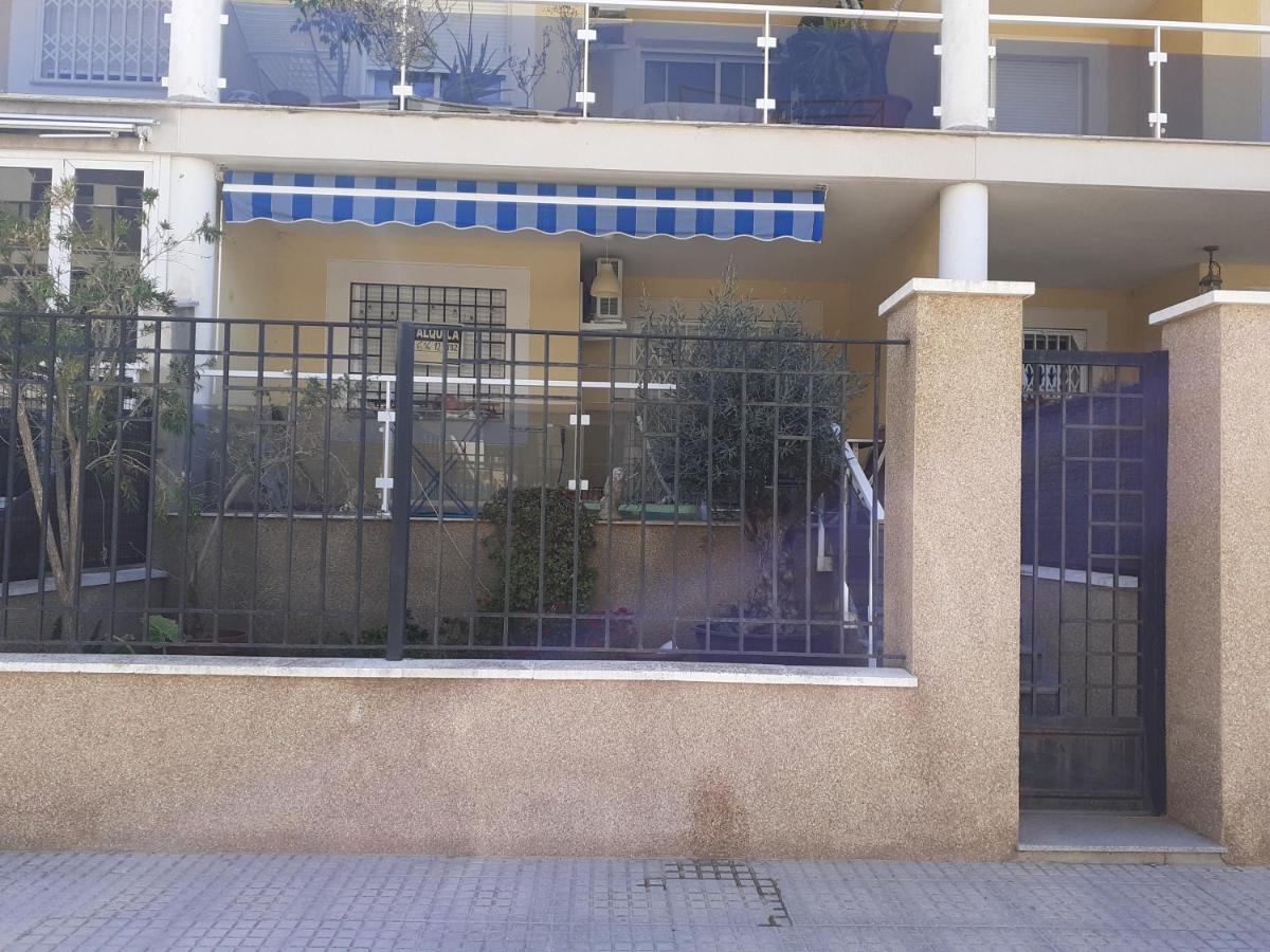 Amanecer Marino, Solo A 5 Minutos Andando De La Playa Apartment Пусол Екстериор снимка